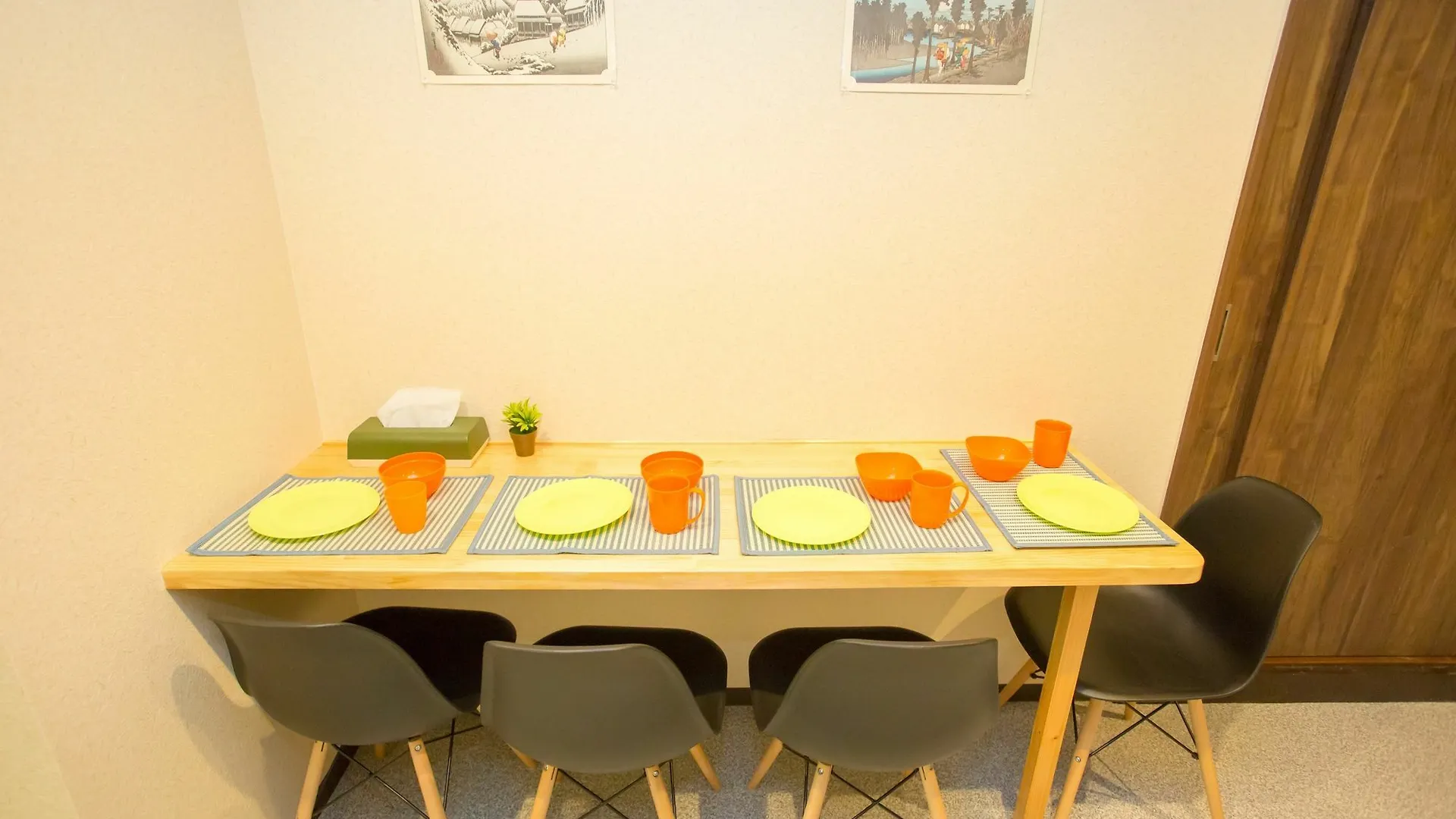 Apapane Nijo Guest House 교토